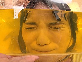 集団唾かけ激臭体液責めレズ 佐川はるみ　サンプル画像10